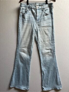 American Eagle Super High Rise Flare Jeans Light Wash Blue Size 10 Long / 32"